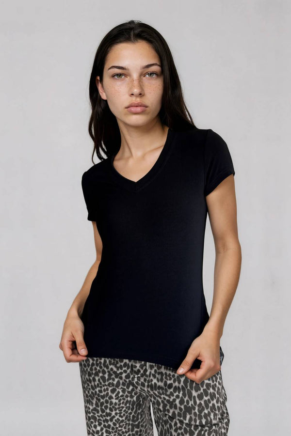 Polera Escote V Modal Negra